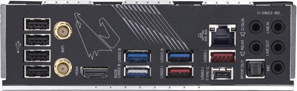 Aorus X570 Ultra – product view 3